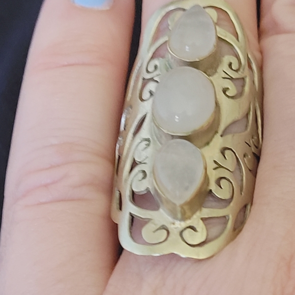 Ring - Picture 3 of 3